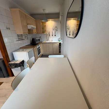 Escapade Familiale - Parking Prive - 25 Min De Bale Apartman *