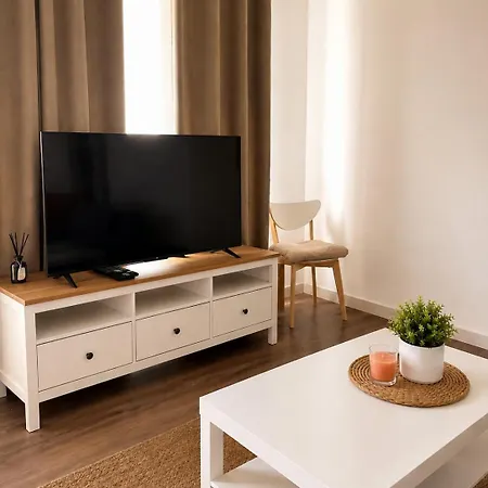 Escapade Familiale - Parking Prive - 25 Min De Bale Apartament Miluza